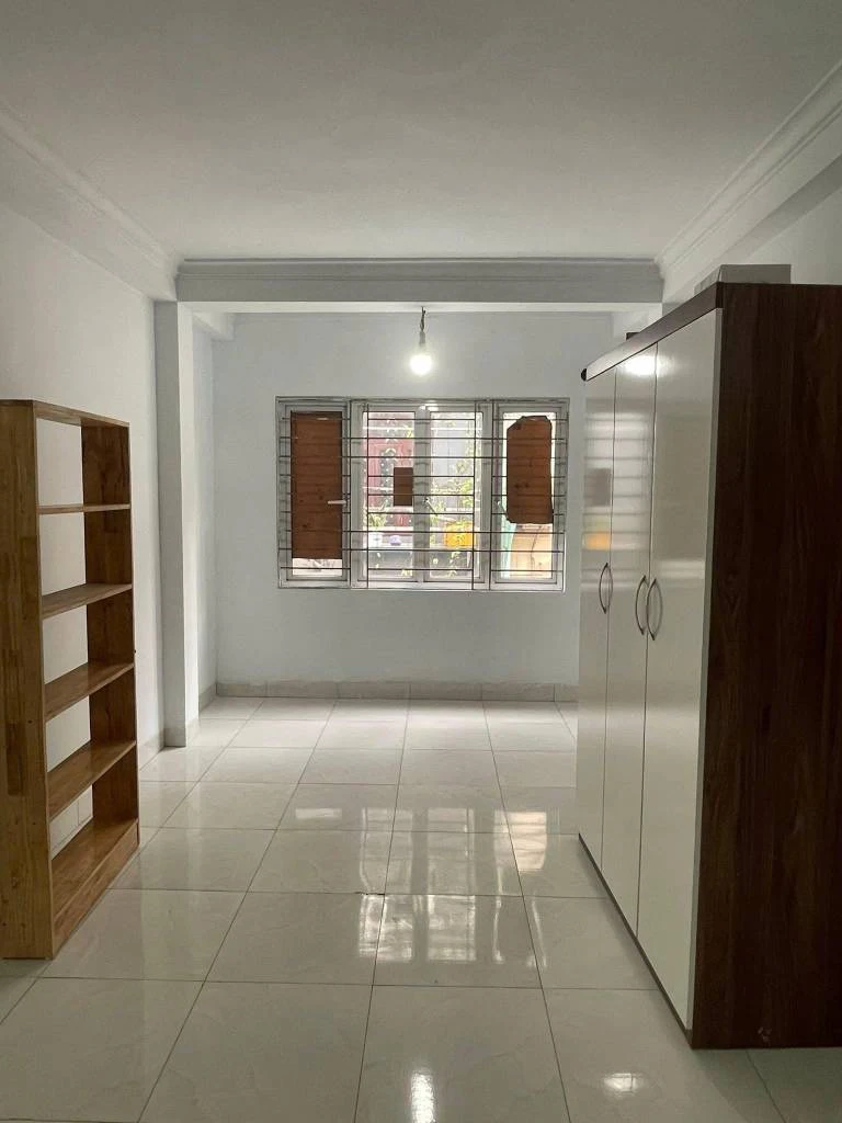 Cho thuê nhà phố Chùa Quỳnh, Hai Bà Trưng, 25m x 5 tầng, ô tô, kinh doanh, giá 11 triệu — ảnh 1