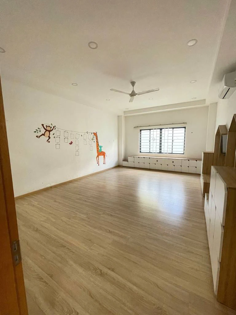CHO THUÊ NHÀ HẺM 22/1 LÊ VĂN MIẾN, THẢO ĐIỀN QUẬN 2, DT 1800M2, GIÁ 400 TRIỆU — ảnh 5