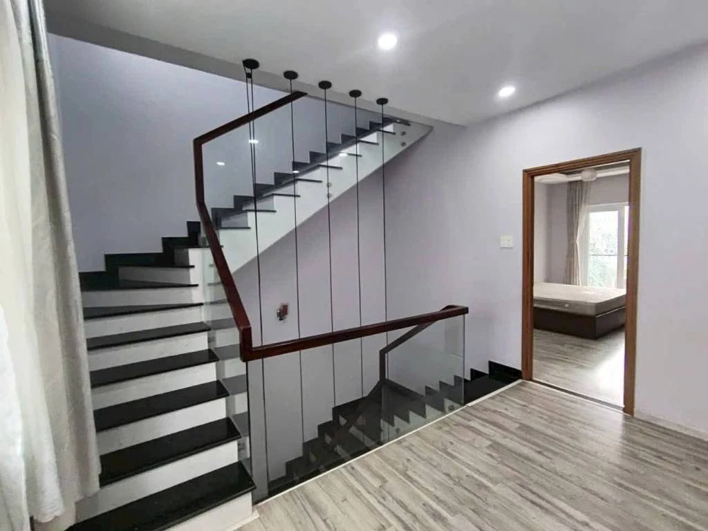 Cho thuê nhà Mega Village Khang Điền, DT 75m2 nội thất cơ bản, 3 tầng, giá thuê 13.5tr bao PQL — ảnh 7