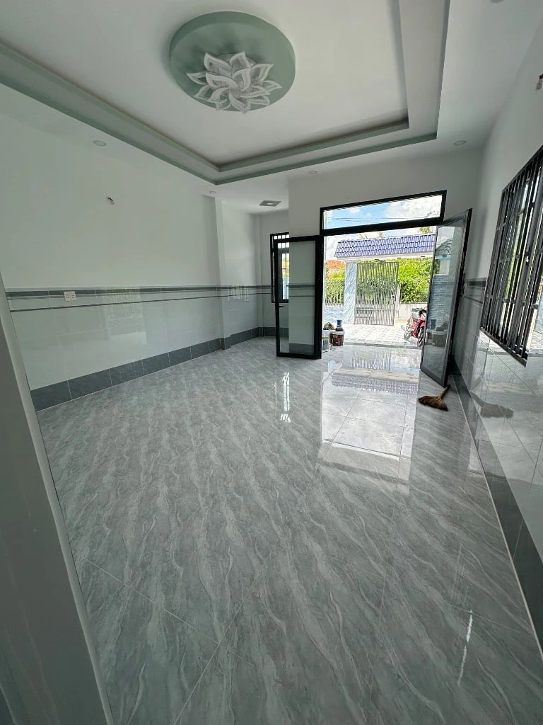 BÁN NHÀ ẤP LONG THỚI LONG AN, NHÀ MỚI ĐẸP, SÂN RỘNG ĐẬU Ô TÔ, CHỈ 2 TỶ 8 — ảnh 4