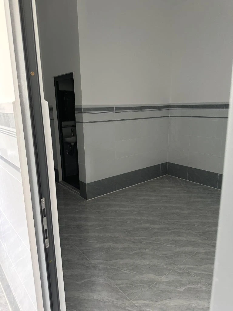 BÁN NHÀ ẤP LONG THỚI LONG AN, NHÀ MỚI ĐẸP, SÂN RỘNG ĐẬU Ô TÔ, CHỈ 2 TỶ 8 — ảnh 5