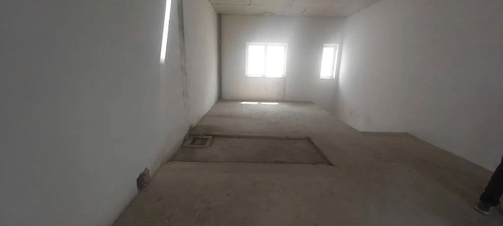 Bán nhà Mega Village Khang Điền, DT 75m2, xây 3 tầng, hiện trạng thô, giá 8 tỷ có TL — ảnh 2