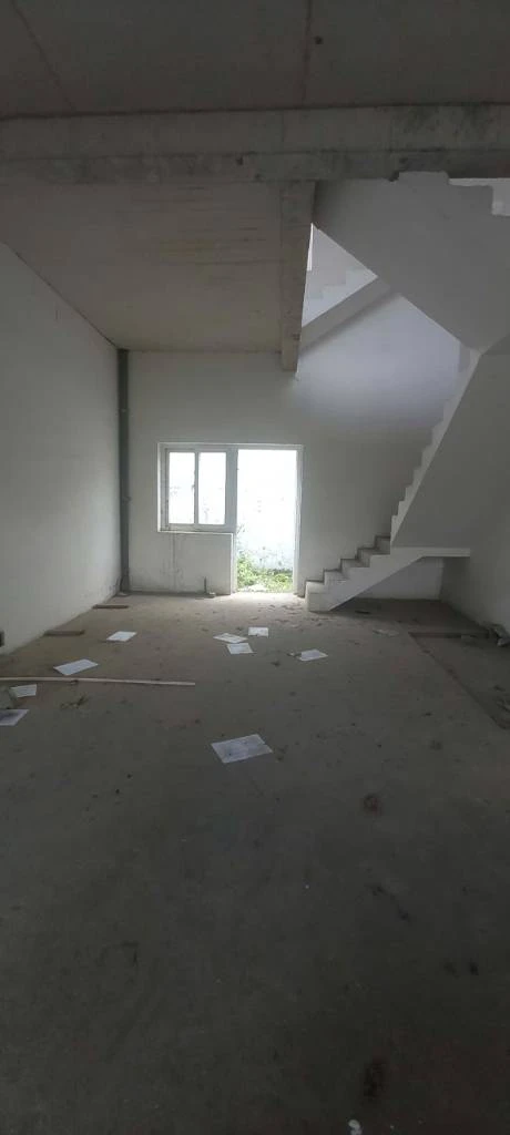 Bán nhà Mega Village Khang Điền, DT 75m2, xây 3 tầng, hiện trạng thô, giá 8 tỷ có TL — ảnh 3