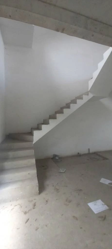 Bán nhà Mega Village Khang Điền, DT 75m2, xây 3 tầng, hiện trạng thô, giá 8 tỷ có TL — ảnh 5