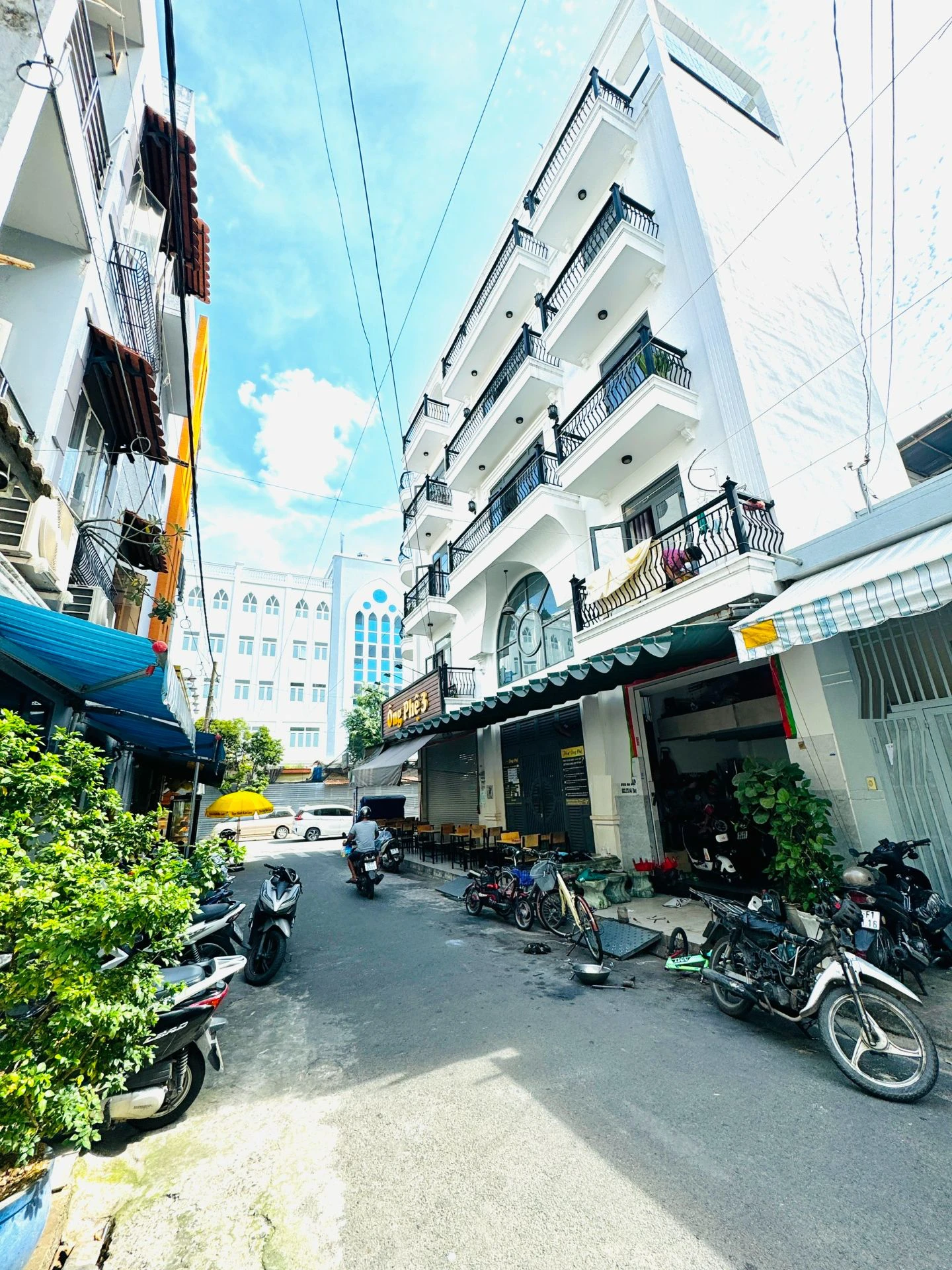 Bán nhà đường Tân Hương. Diện tích: 4x27m. Kết cấu: Nhà 2 lầu sân thượng — ảnh 2