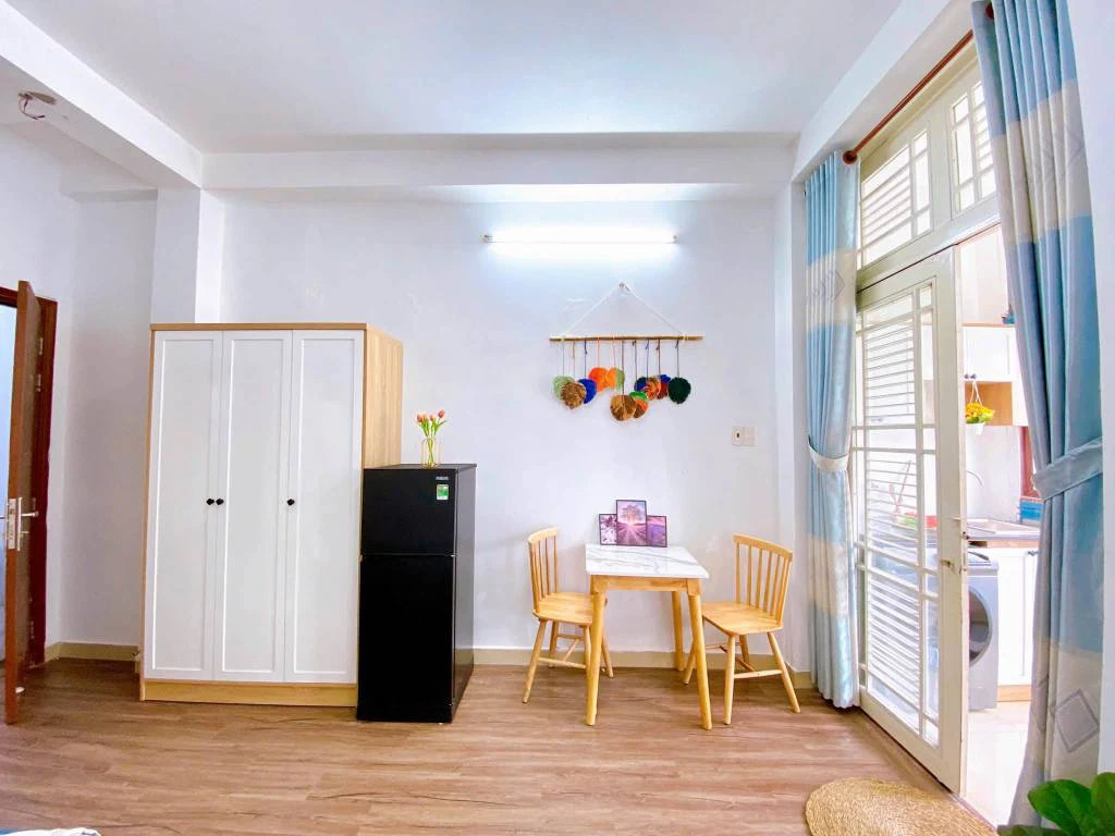 Cho thuê Căn hộ Đỗ Tấn Phong, Phú Nhuận, ban công, máy giặt riêng — ảnh 2