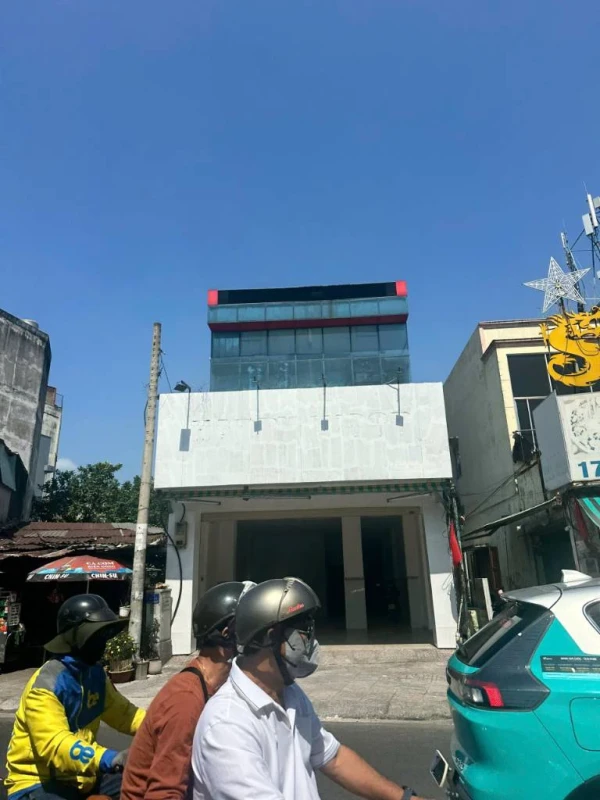 CHO THUÊ NHÀ MẶT TIỀN NƠ TRANG LONG, BÌNH THẠNH, 6X18M, 3 TẦNG, GIÁ CHỈ 40TR/THÁNG