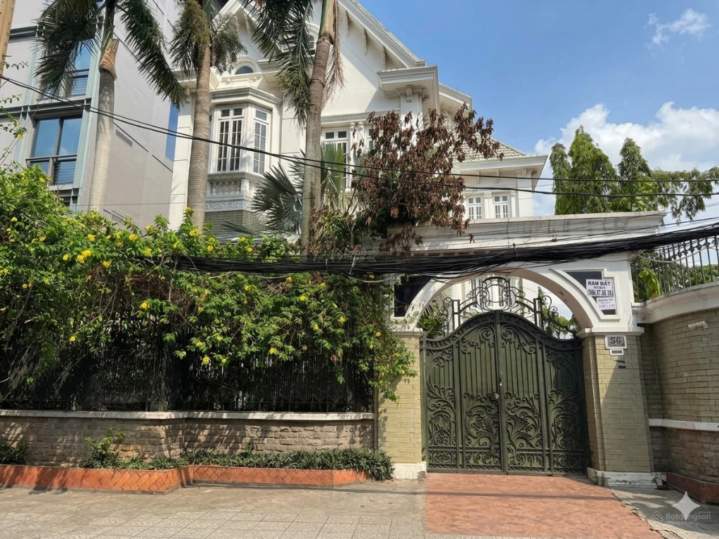 CHO THUÊ BIỆT THỰ THẢO ĐIỀN, AN PHÚ, QUẬN 2, DT 650M2, CAO CẤP, GIÁ 200 TRIỆU — ảnh 1