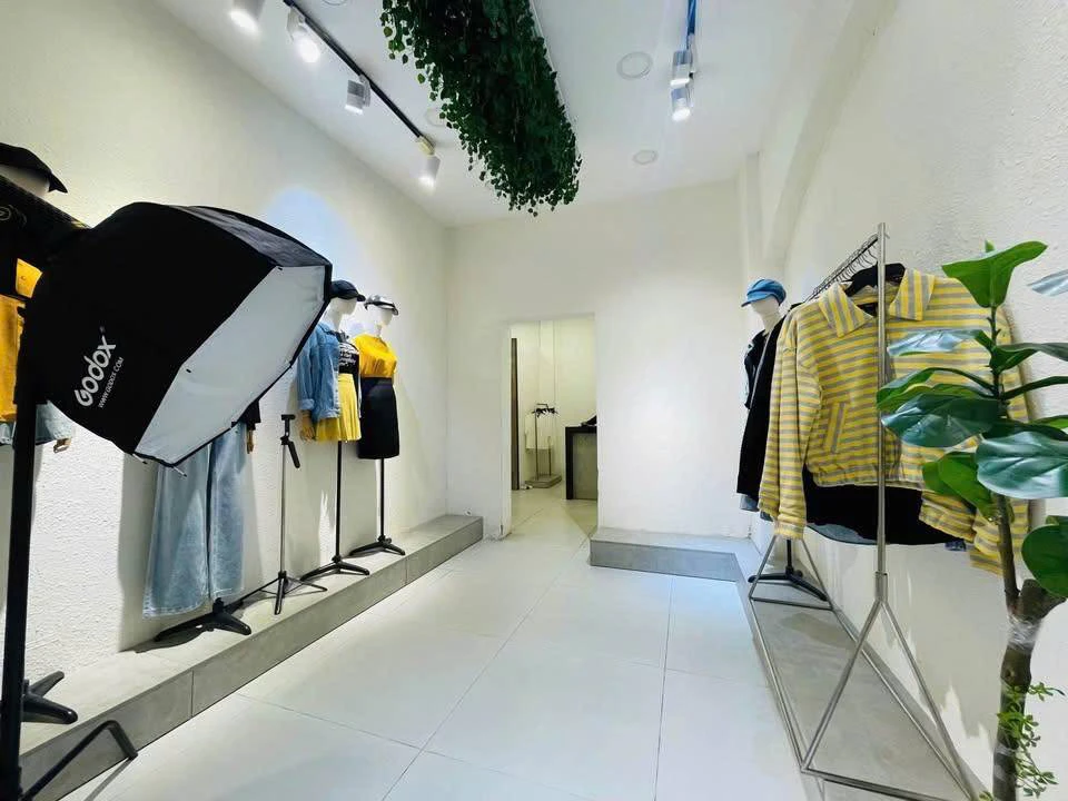 CHO THUÊ NHÀ NGUYỄN GIA TRÍ BÌNH THẠNH, DT 160M2, MẶT BẰNG KINH DOANH SẦM UẤT — ảnh 4