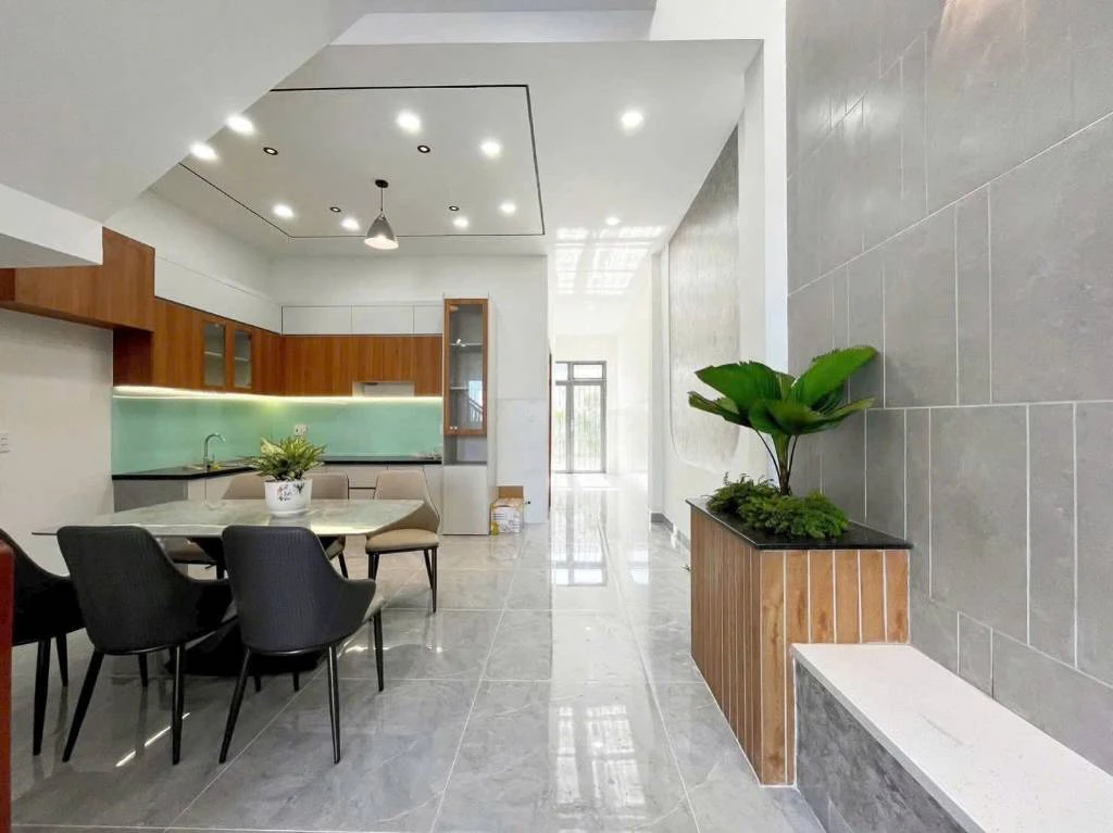 Cơ hội vàng, bán nhà Nguyễn Cửu Phú, Bình Chánh, đang cho thuê, vị trí đẹp, giá 975 triệu — ảnh 2