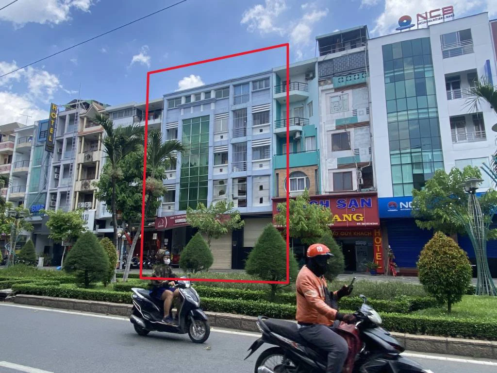 Cho thuê tòa nhà mặt tiền số Phan Xích Long, Phú Nhuận, 12x16m kinh doanh đa ngành — ảnh 2