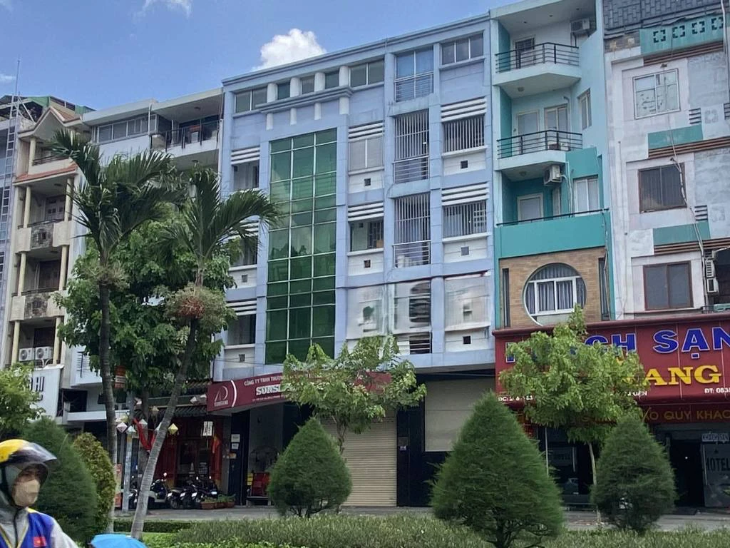 Cho thuê tòa nhà mặt tiền số Phan Xích Long, Phú Nhuận, 12x16m kinh doanh đa ngành — ảnh 3
