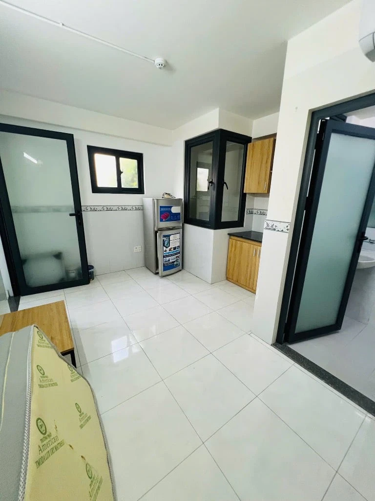 CHO THUÊ PHÒNG TRẦN BÌNH TRỌNG BÌNH THẠNH, FULL NỘI THẤT, GẦN TRƯỜNG ĐH VĂN LANG CS2, CS3 — ảnh 1