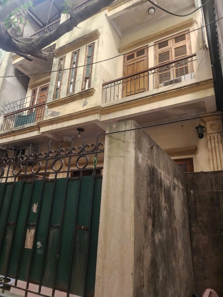 BÁN NHÀ PHẠM VĂN ĐỒNG, CẦU GIẤY, DT 56M2, MẶT TIỀN 6M , Ô TÔ KINH DOANH GẦN PHỐ, BÁN NHANH — ảnh 1