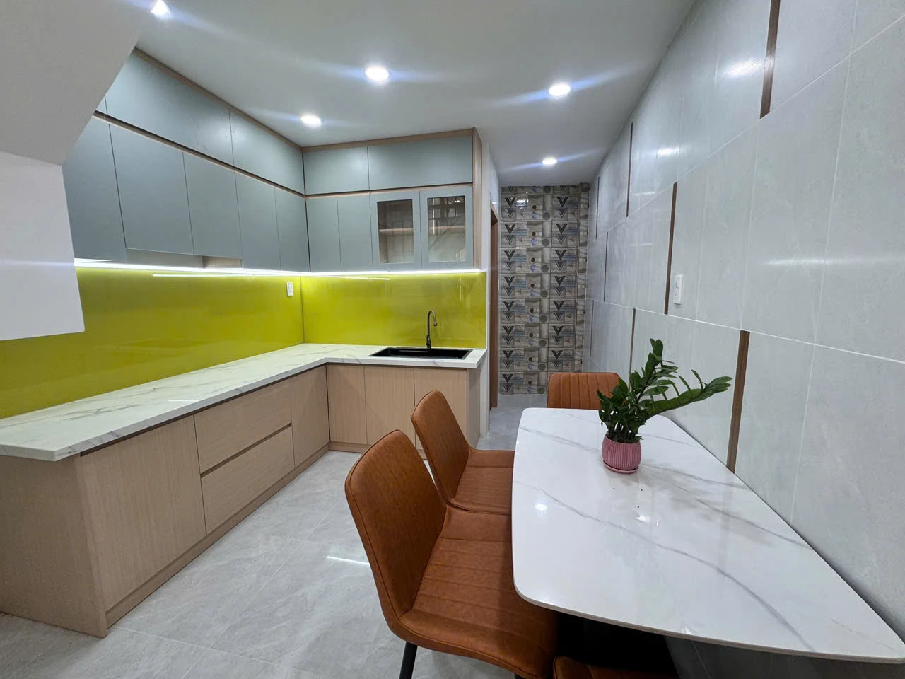 BÁN NHÀ MỚI ĐÚC 2.5 TẤM HẺM 137 PHAN ANH – GIÁ CHỈ 4.2 TỶ TL — ảnh 3