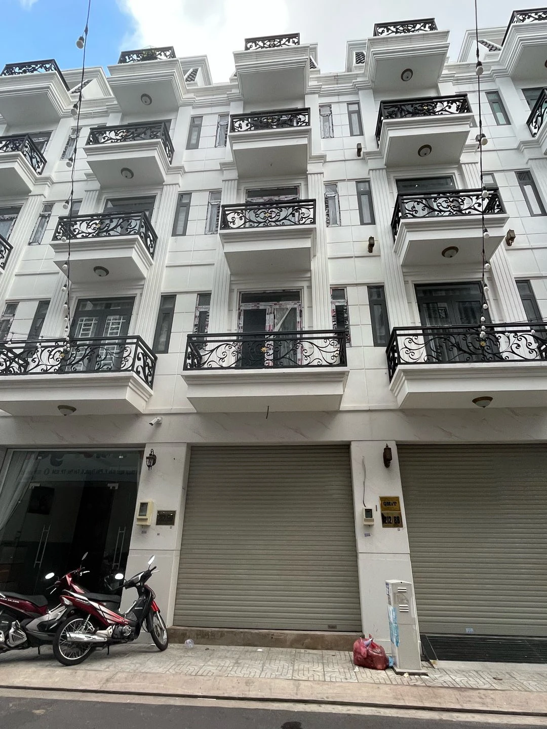Bán Nhà Khu 212 Thoại Ngọc Hầu. Diện tích: 4x18m. Kết cấu: Nhà 3 lầu sân thượng — ảnh 1
