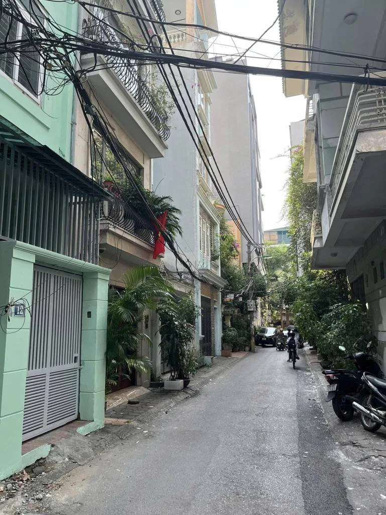 Cho thuê nhà Phương Mai, Đống Đa, dt 55M² 4 Ngủ, BTCB, ngõ Ô Tô, giá Thuê 13tr — ảnh 1