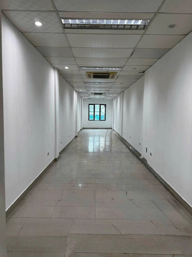 CHO THUÊ NHÀ NGUYỄN KHUYẾN VĂN MIẾU, ĐỐNG ĐA, 100M² 6 TẦNG THANG MÁY, Ô TÔ ĐỖ CỬA, GIÁ 45 TRIỆU — ảnh 5