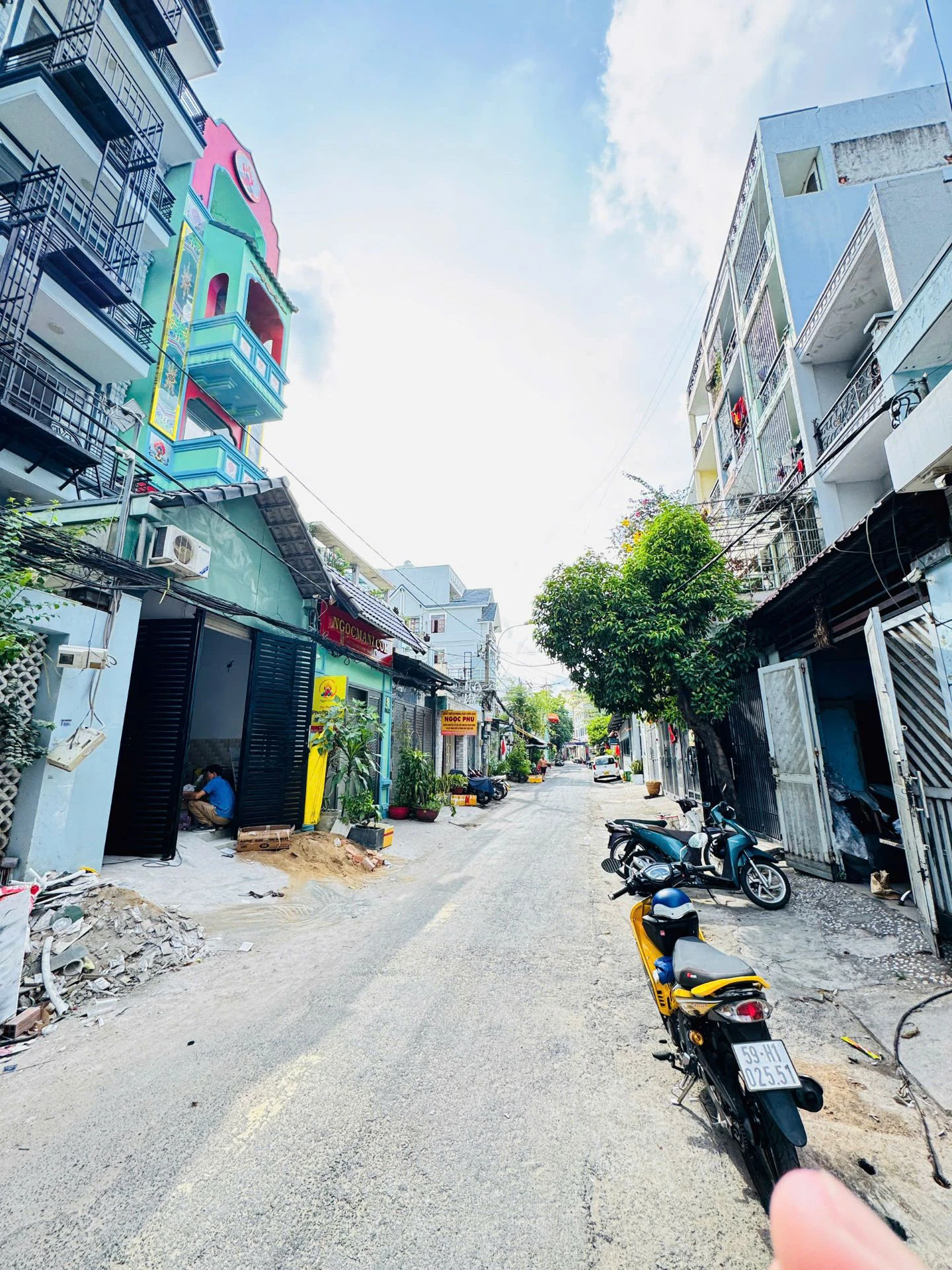 CHDV MẶT TIỀN P.Phú Thọ Hòa Ngay Trường o đẳng 4x22m , 1 trệt 1 lửng 4 lầu , có thang máy — ảnh 1