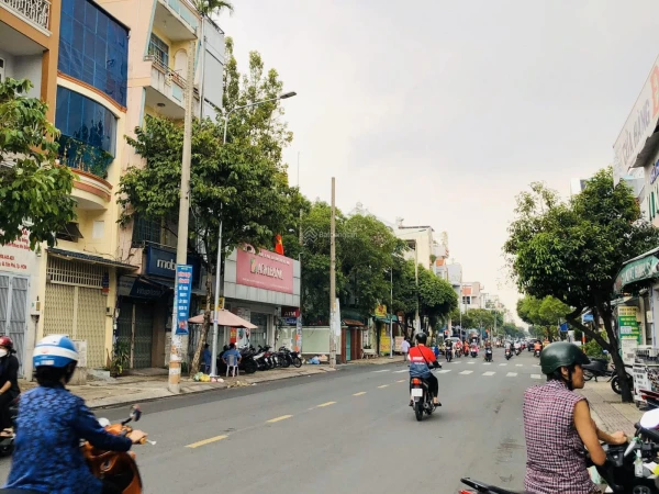 Bán nhà MT đường Độc Lập, quận Tân Phú (6x20m vuông) nhà 1 lầu, giá 22 tỷ TL