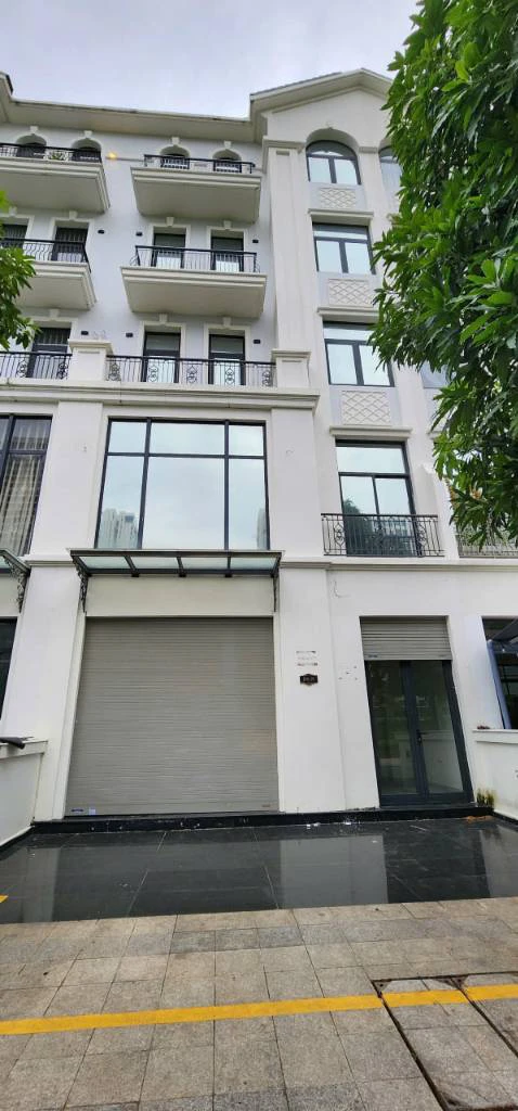 Cho thuê Shophouse Vinhomes Grand Park, 126m2, dt sàn 90m2, trục đường đông đúc — ảnh 6