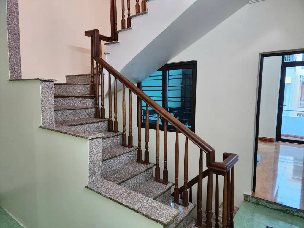 Cho thuê nhà mặt phố Văn Cao, Hải An, Hải Phòng DT 45m2, 4 phòng ngủ, giá 15tr — ảnh 2