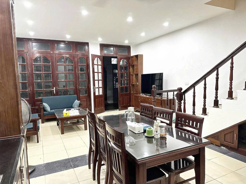 Cho thuê nhà Giải Phóng Hoàng Mai, dt 45M² 4 Tầng 4 Ngủ, NTCB, Ô Tô Đỗ Cửa, giá 12,5tr — ảnh 3