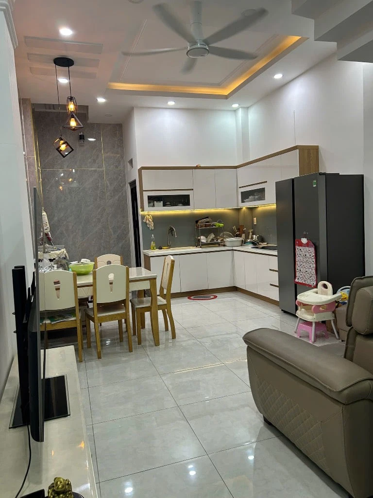 CHO THUÊ NHÀ NGUYÊN CĂN PHẠM ĐĂNG GIẢNG, GẦN AEONMALL TÂN PHÚ, FULL NỘI THẤT GIÁ 16 TRIỆU — ảnh 3