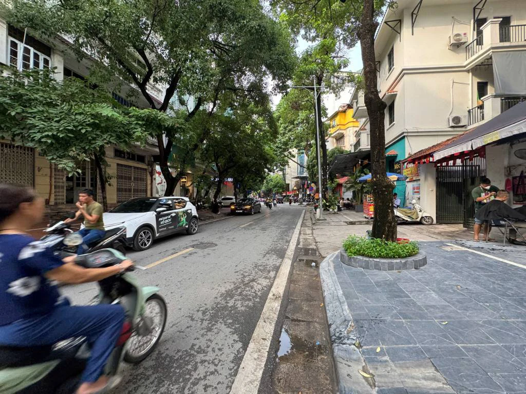 BÁN NHÀ PHỐ HOÀNG CẦU, LÔ GÓC PHÂN LÔ, 7 TẦNG, THANG MÁY, Ô TÔ TRÁNH, Ở VÀ KINH DOANH, 40M2, 26,5 TỶ — ảnh 2